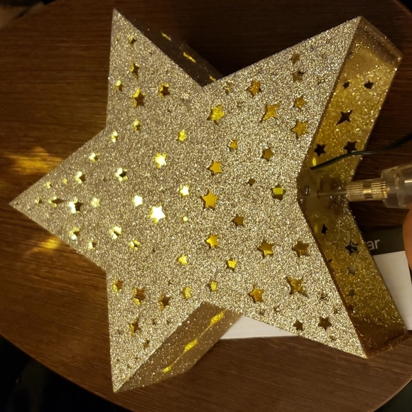 Yunlights Gold Star Rotating Projection Effect Christmas Tree Topper - Picture 3 of 8